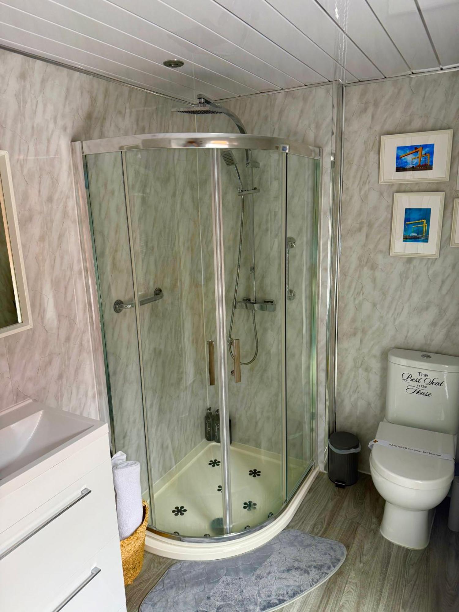 Bloom19 Traditional Belfast Entire House 10 Mins From City Centre Екстериор снимка
